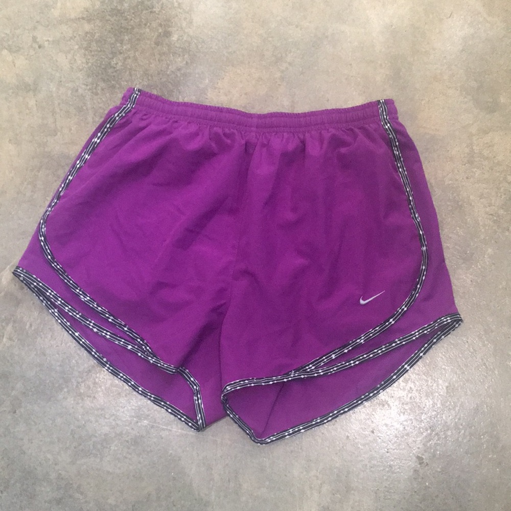 Nike shorts dri-fit size adult medium, purple